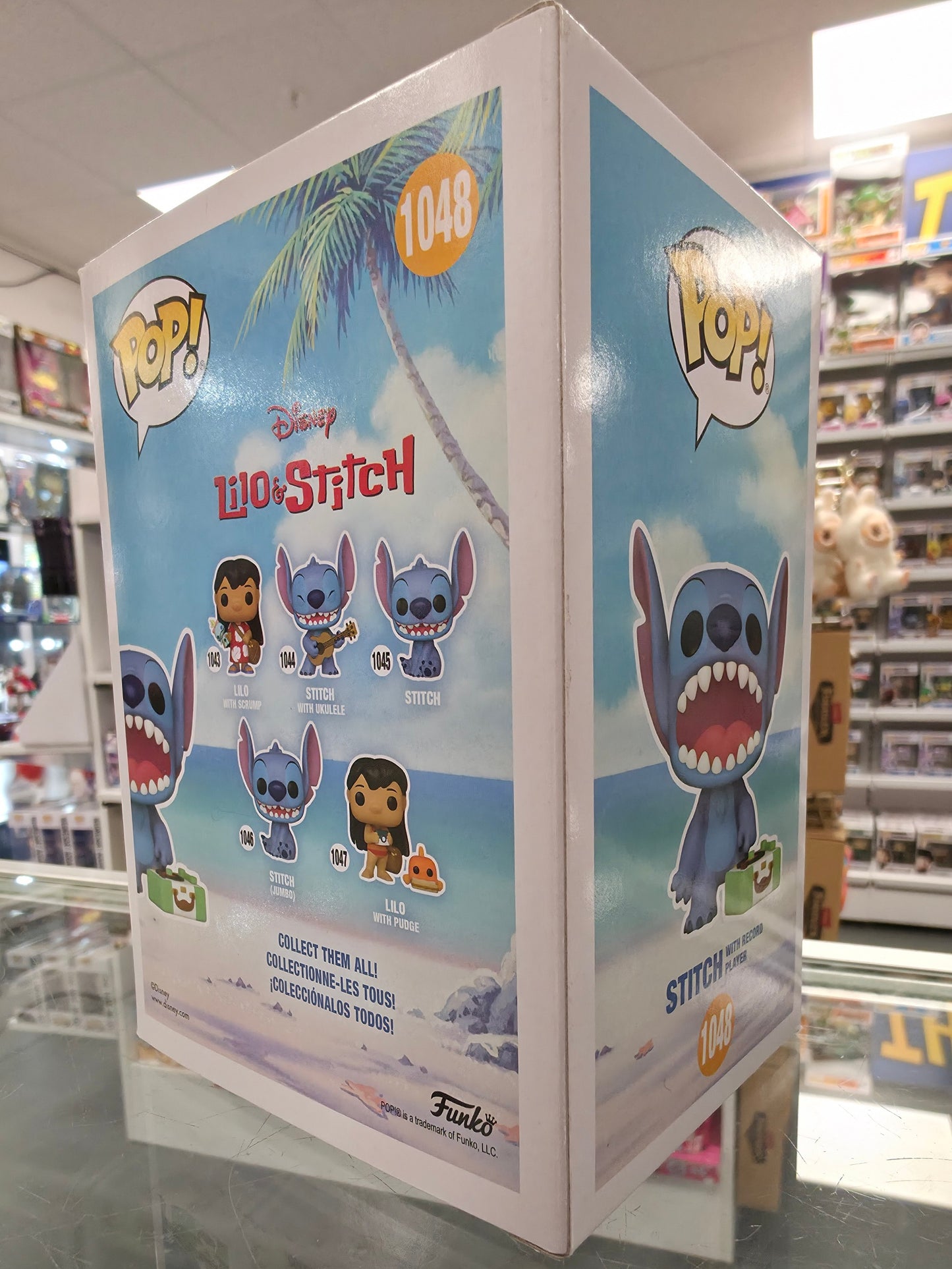 POP! Disney: Stitch with Record Player 1048 Chase