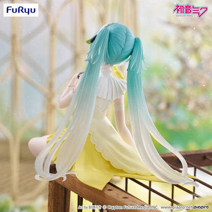 Hatsune Miku Noodle Stopper Canary Bird Statue