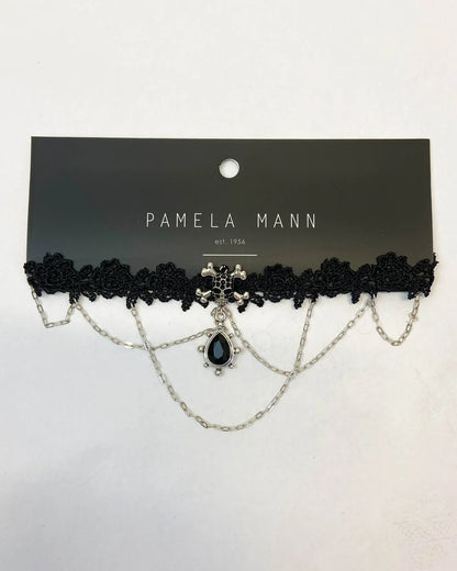 Mini Skull Lace Choker