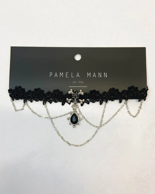 Mini Skull Lace Choker