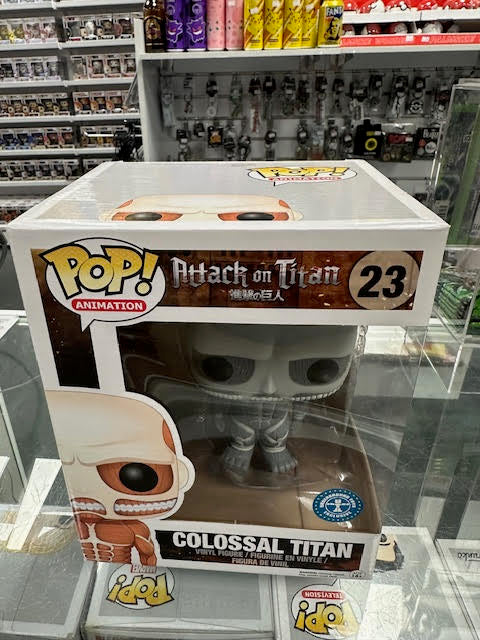 POP: AoT: Colossal Titan Black & White 23