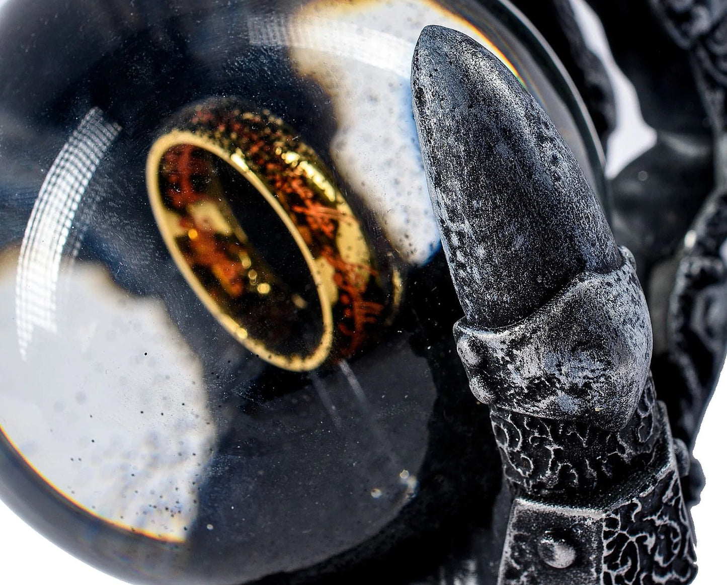 Lord of the Rings Sauron Snow Globe