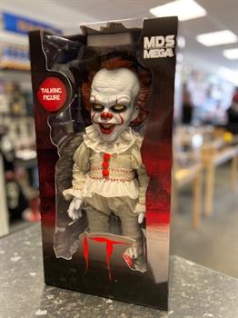IT 2017 Mega Scale Talking Pennywise